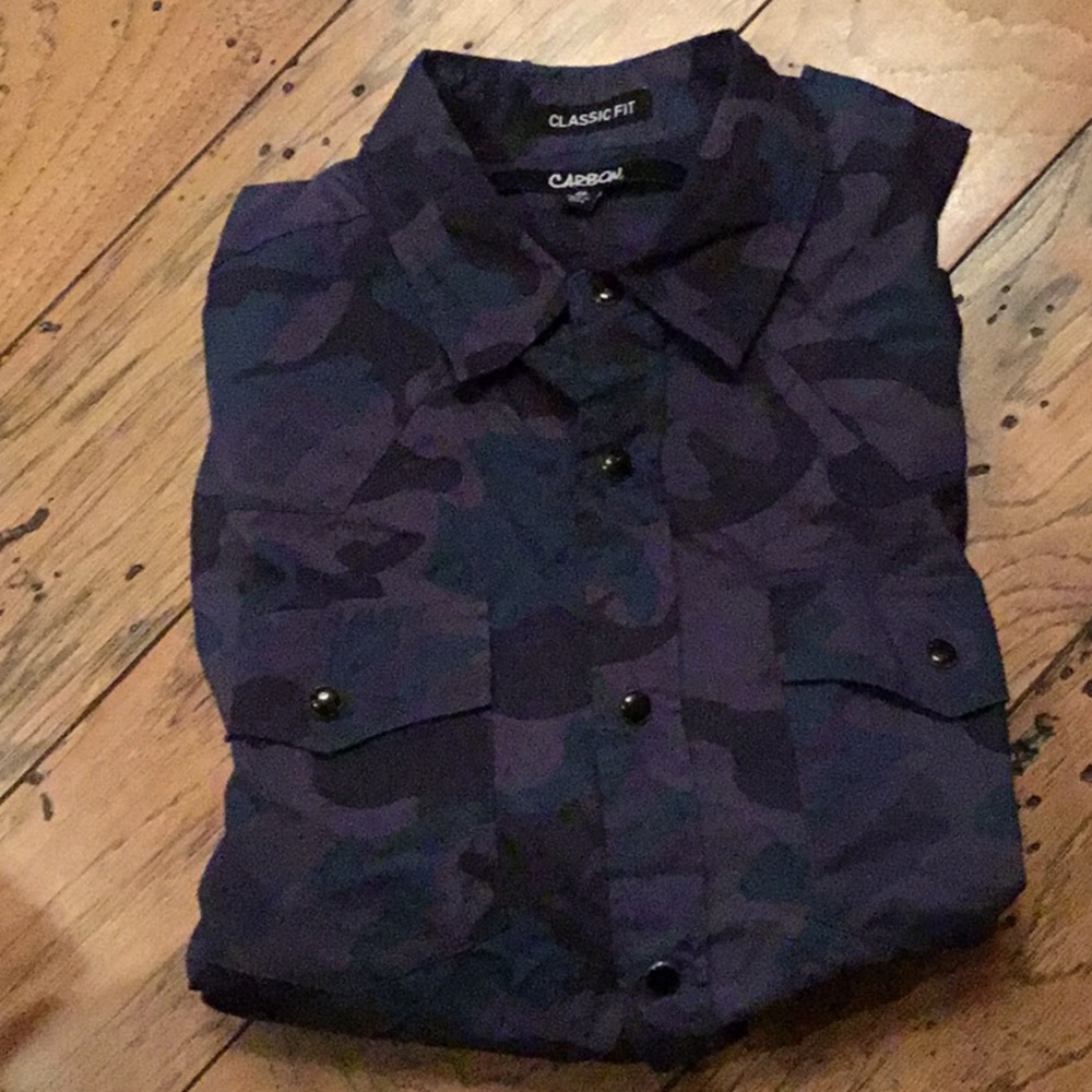 Long sleeve snap shirt